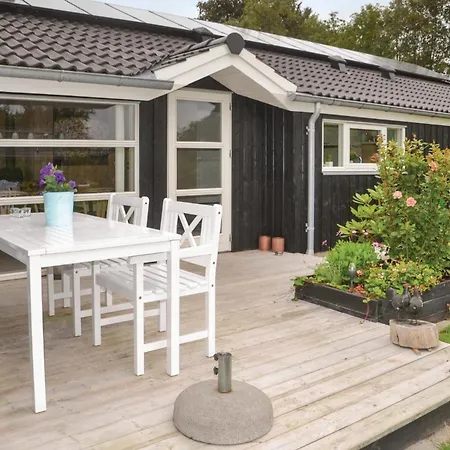 Beautiful Home In Oksbol With Sauna