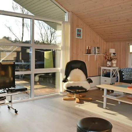 Beautiful Home In Oksbol With Sauna *